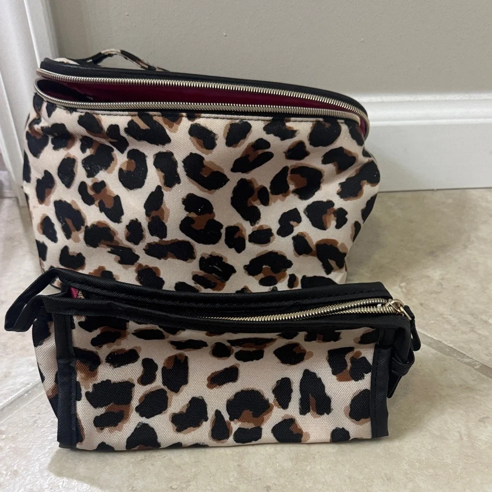 Modella Hot Pink Lined Travel Makeup Case